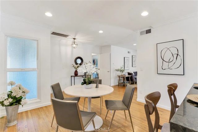 22334 Criswell Street, Woodland Hills, CA 91303