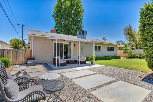 22334 Criswell Street, Woodland Hills, CA 91303