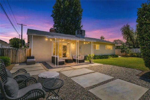 22334 Criswell Street, Woodland Hills, CA 91303