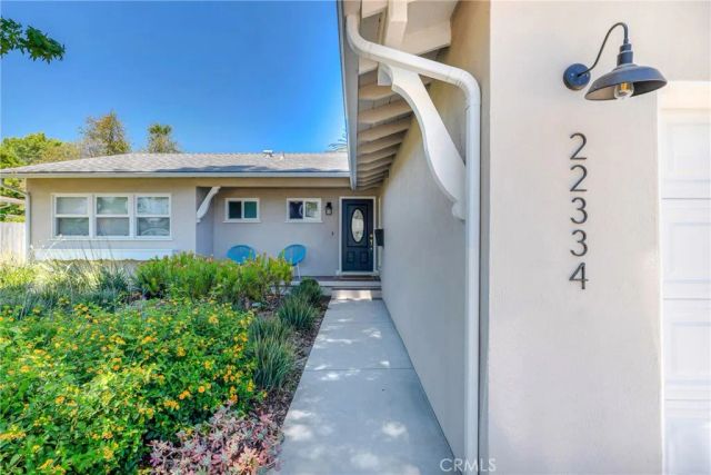 22334 Criswell Street, Woodland Hills, CA 91303