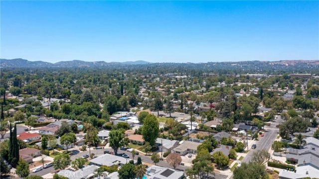 22334 Criswell Street, Woodland Hills, CA 91303