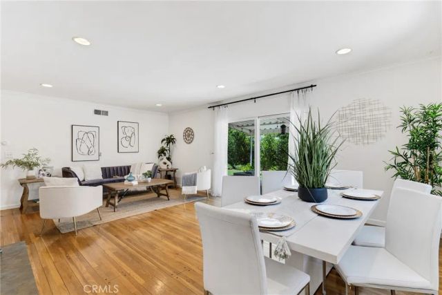 22334 Criswell Street, Woodland Hills, CA 91303