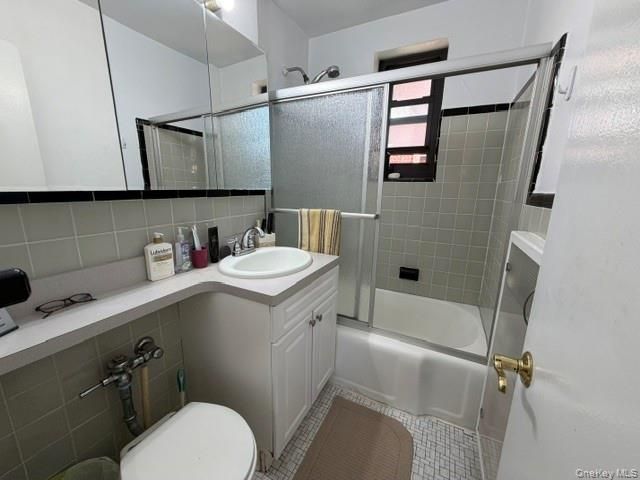 213-02 75th Avenue 4E, Bayside, NY 11364