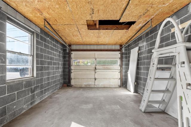 368 Litchfield St, Leominster, MA 01453