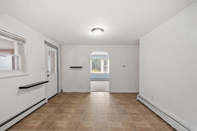 368 Litchfield St, Leominster, MA 01453