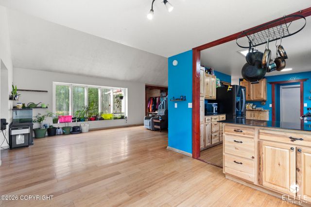 1001 S Woodcrest Circle, Wasilla, AK 99654