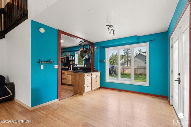 1001 S Woodcrest Circle, Wasilla, AK 99654