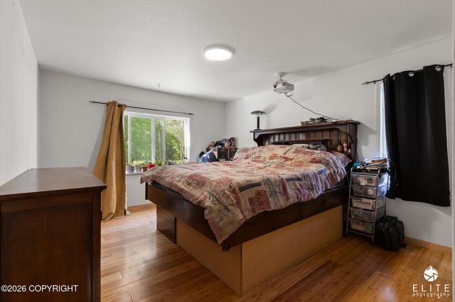 1001 S Woodcrest Circle, Wasilla, AK 99654