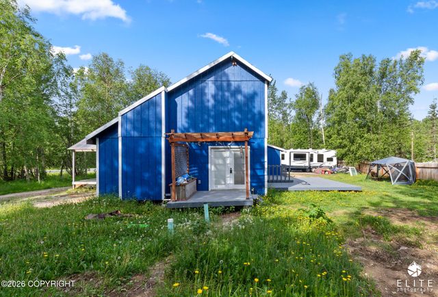 1001 S Woodcrest Circle, Wasilla, AK 99654