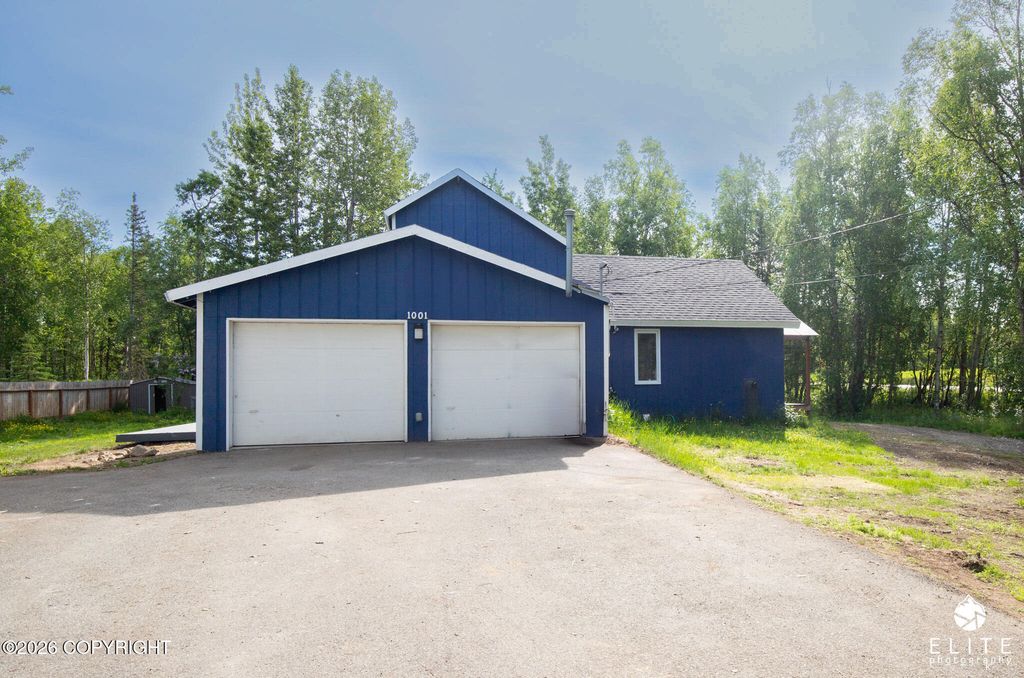 1001 S Woodcrest Circle, Wasilla, AK 99654