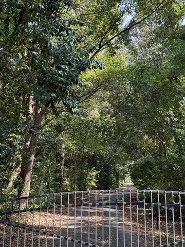 Dogwood Hill, Tallahassee, FL 32308