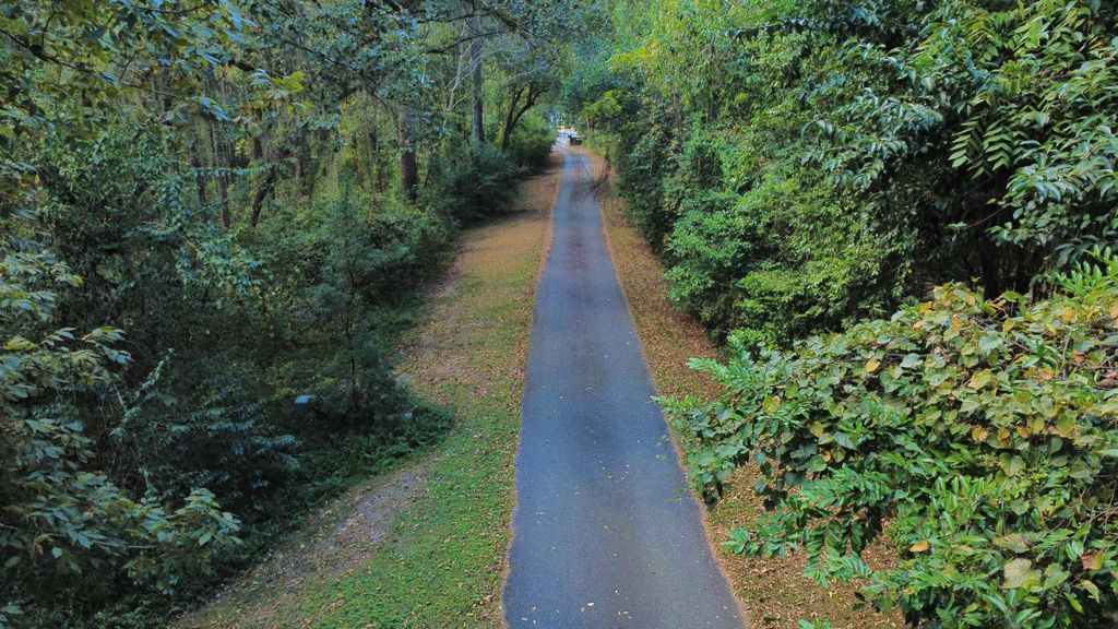 Dogwood Hill, Tallahassee, FL 32308