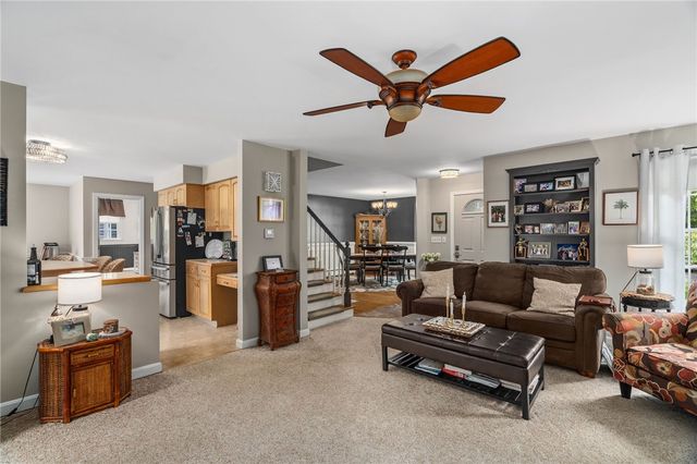 21 Tilbury Drive, Bristol, RI 02809
