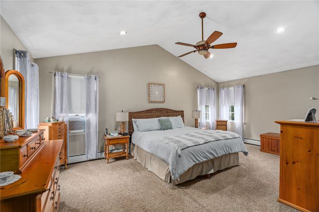 21 Tilbury Drive, Bristol, RI 02809