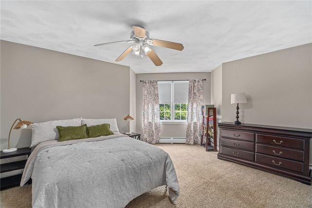 21 Tilbury Drive, Bristol, RI 02809
