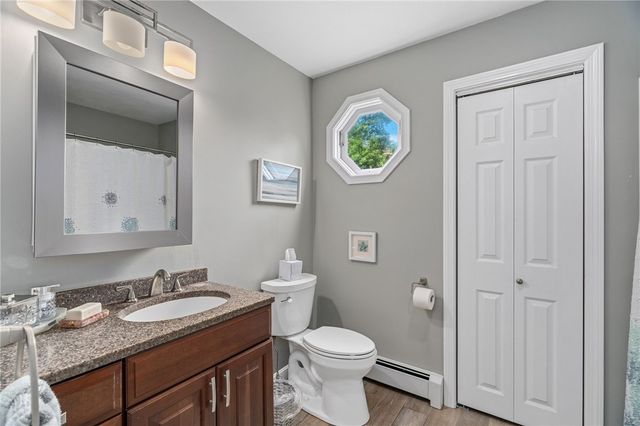 21 Tilbury Drive, Bristol, RI 02809