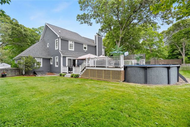 21 Tilbury Drive, Bristol, RI 02809