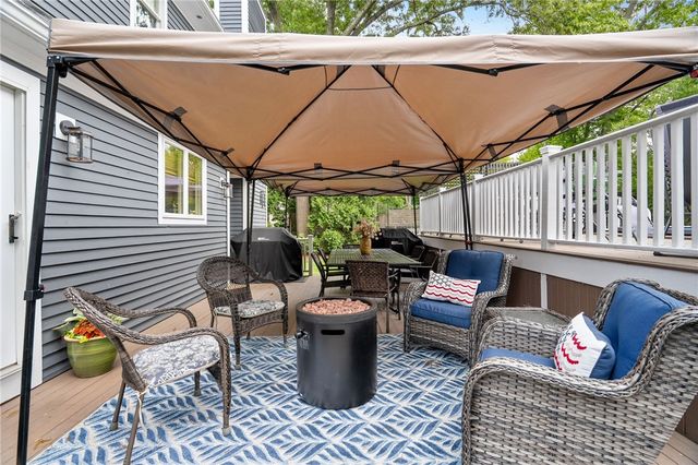 21 Tilbury Drive, Bristol, RI 02809