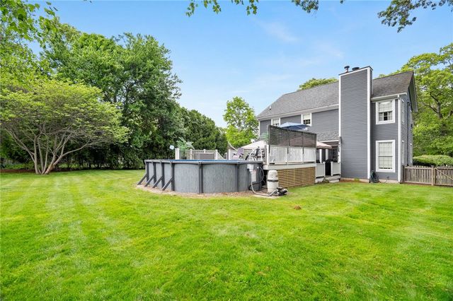 21 Tilbury Drive, Bristol, RI 02809