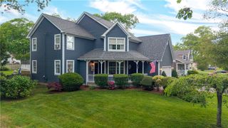 21 Tilbury Drive, Bristol, RI 02809