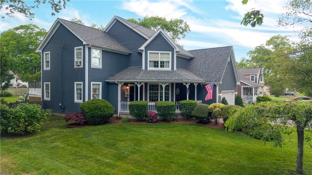 21 Tilbury Drive, Bristol, RI 02809