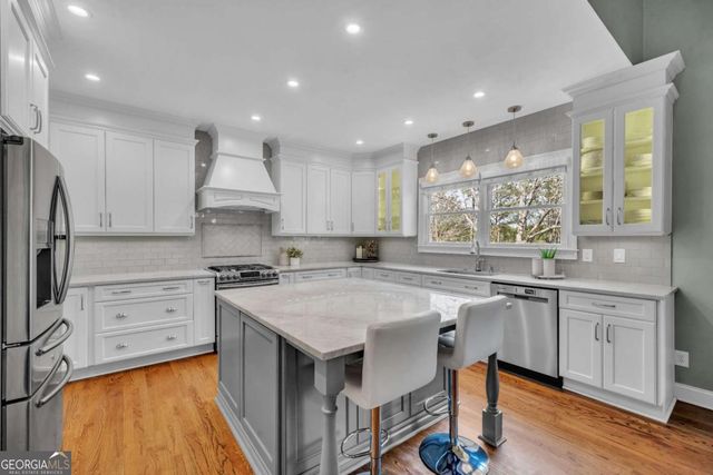 5640 Overlook Bluff, Johns Creek, GA 30097