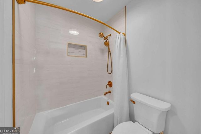 5640 Overlook Bluff, Johns Creek, GA 30097