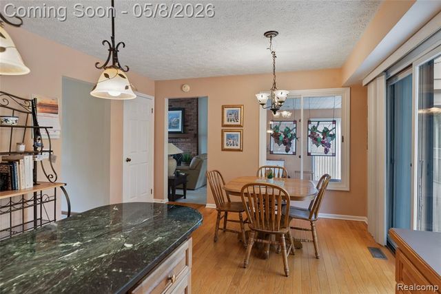 20125 Myron Drive, Livonia, MI 48152