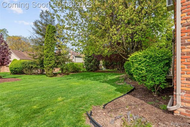 20125 Myron Drive, Livonia, MI 48152