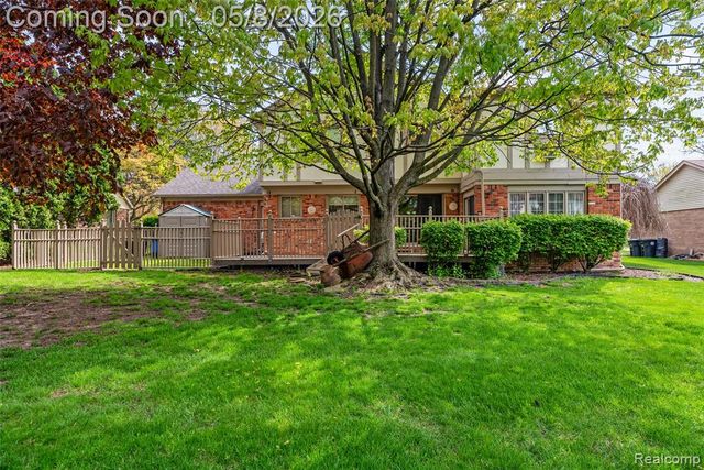 20125 Myron Drive, Livonia, MI 48152