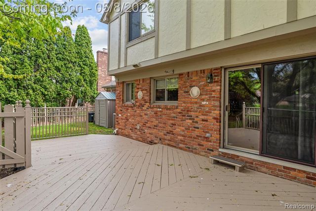 20125 Myron Drive, Livonia, MI 48152