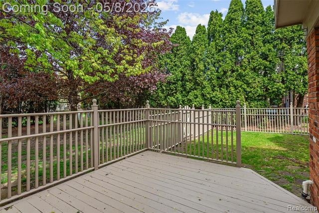 20125 Myron Drive, Livonia, MI 48152