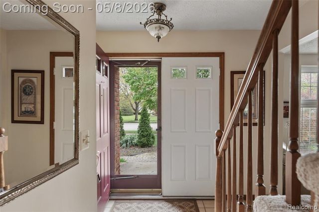 20125 Myron Drive, Livonia, MI 48152