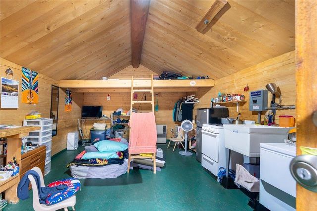 1793 INIAKUK AVENUE, Fairbanks, AK 99709