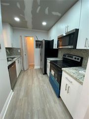 556 NW 114th Ave 203, Sweetwater, FL 33172