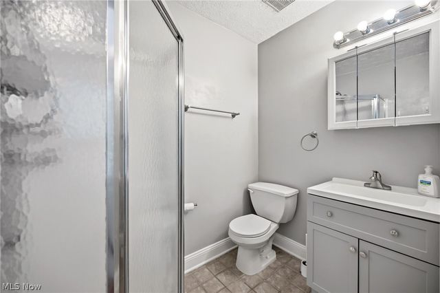 6515 Fir Avenue, Cleveland, OH 44102