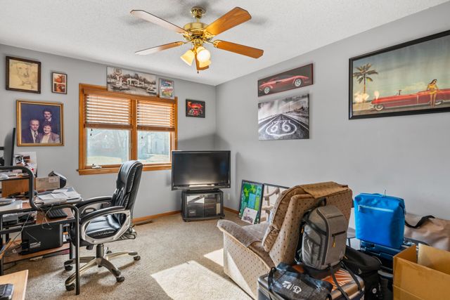 10402 W Westport St, Wichita, KS 67212