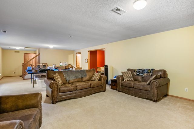 10402 W Westport St, Wichita, KS 67212