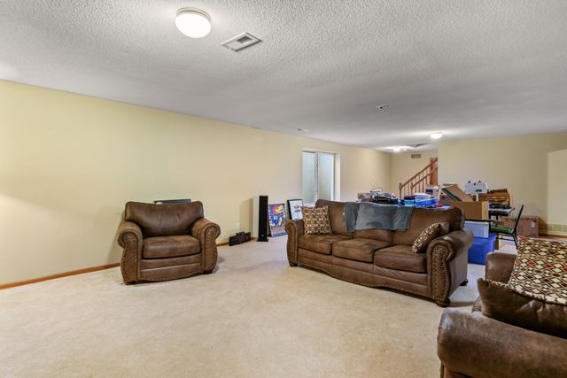 10402 W Westport St, Wichita, KS 67212