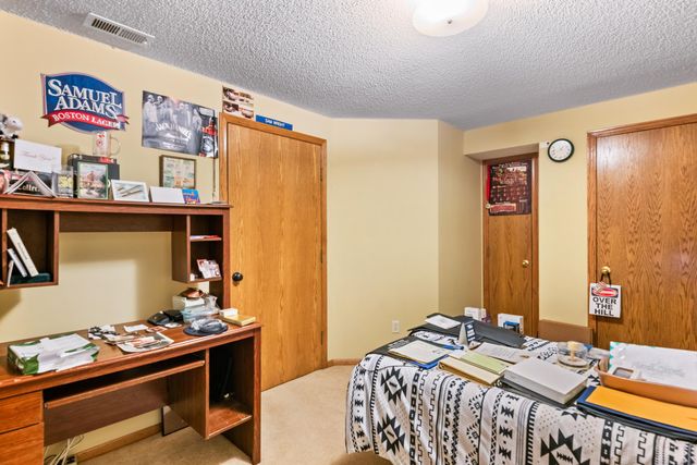 10402 W Westport St, Wichita, KS 67212