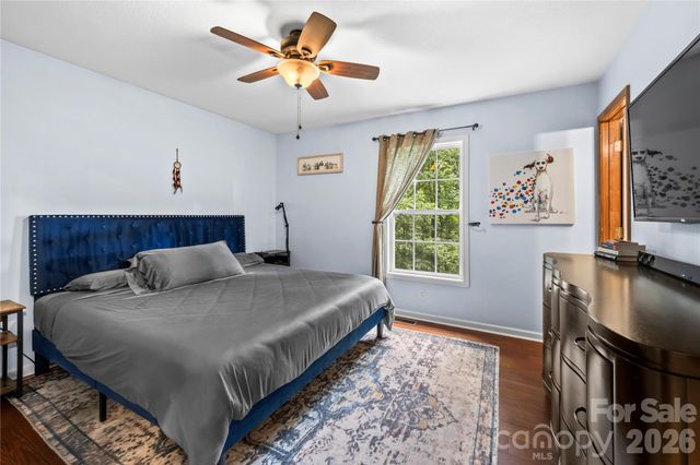 11 W Raleigh Road, Asheville, NC 28803