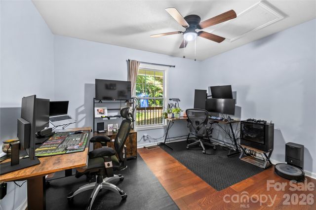 11 W Raleigh Road, Asheville, NC 28803