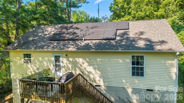 11 W Raleigh Road, Asheville, NC 28803