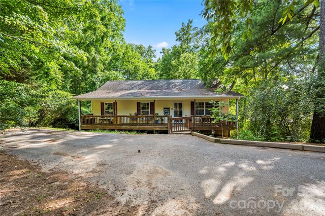 11 W Raleigh Road, Asheville, NC 28803