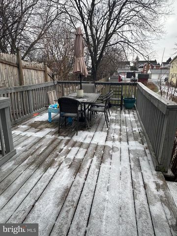 62 E HIGH ST, Elizabethtown, PA 17022