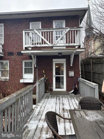 62 E HIGH ST, Elizabethtown, PA 17022
