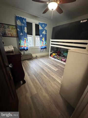 62 E HIGH ST, Elizabethtown, PA 17022