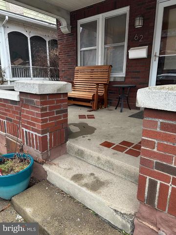 62 E HIGH ST, Elizabethtown, PA 17022