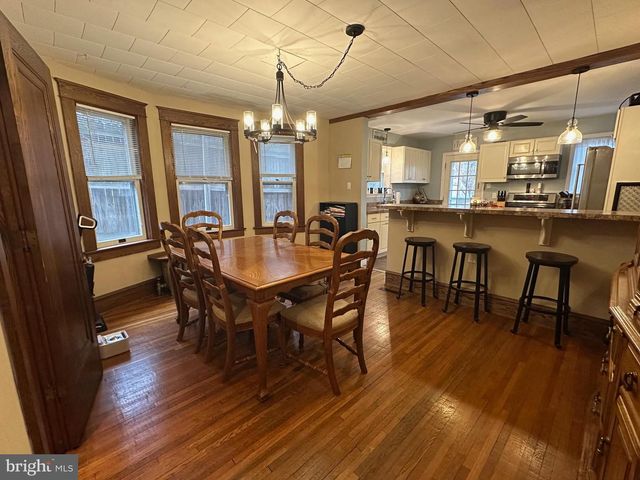 62 E HIGH ST, Elizabethtown, PA 17022