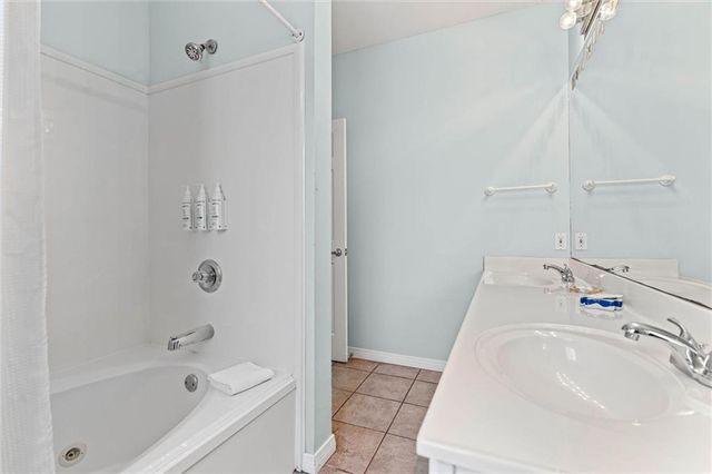 1701 Bienville Boulevard 201, Dauphin Island, AL 36528